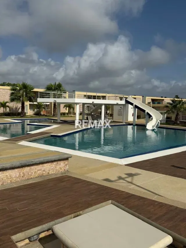 EN VENTA TOWNHOUSE, AMOBLADO, EXCLUSIVO EN CONJUNTO RESIDENCIAL CARTAGO - 2