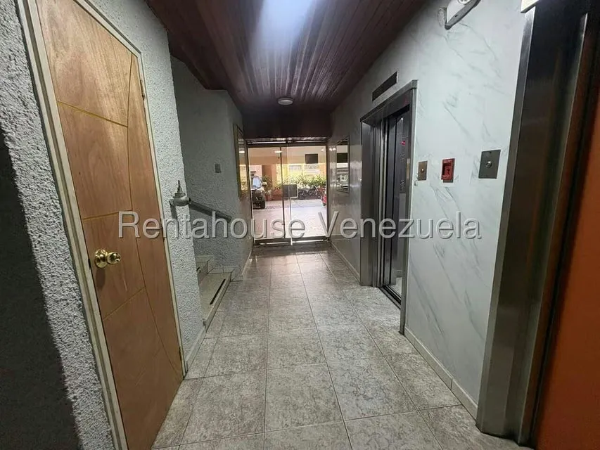 Apartamento (1 Nivel) en Venta en El Llanito, Distrito Metropolitano - 4