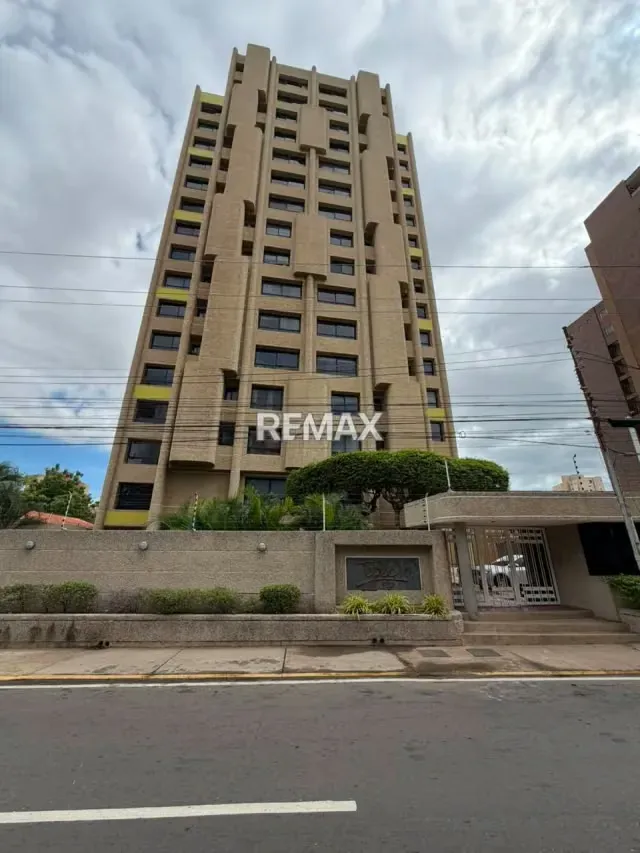Apartamento en Venta Edif. Topacio Av. Cecilio Acosta