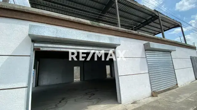 Local comercial av. principal