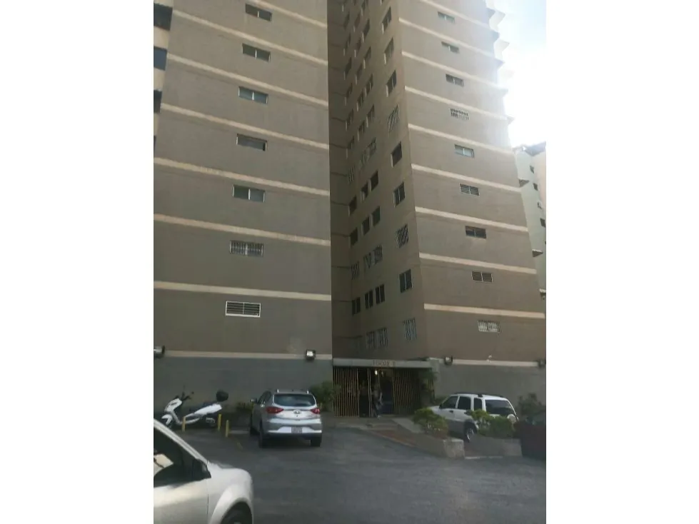 Vendo apartamento remodelado 120m2 Terrazas del Club Hipico 7381