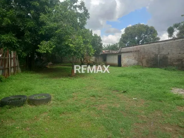 En Venta Terreno Propio de una superficie de 916M2. Cercano al Centro de la Actividd Comercial de Acarigua. Portuguesa - 2