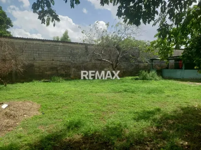 En Venta Terreno Propio de una superficie de 916M2. Cercano al Centro de la Actividd Comercial de Acarigua. Portuguesa - 7