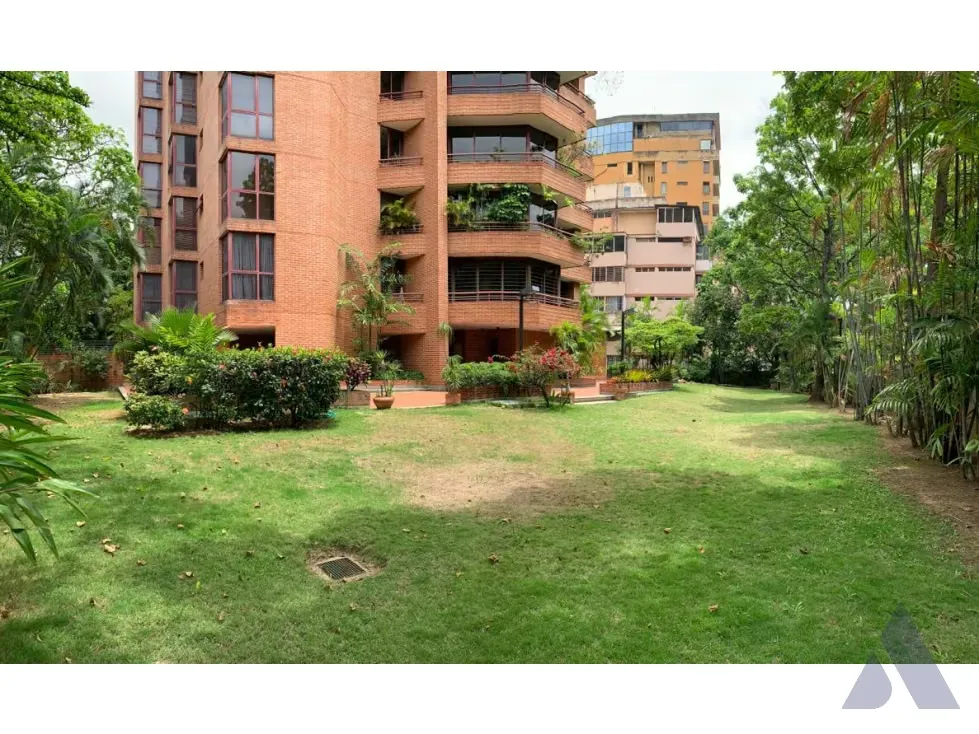 Se vende apartamento 228m2 La Florida 3053 - 2