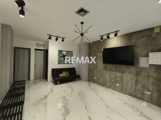 OPORTUNIDAD DE INVERSIÓN, LOCAL REMODELADO EN EL CENTRO COMERCIAL CARIBBEAN CENTER MALL - 7