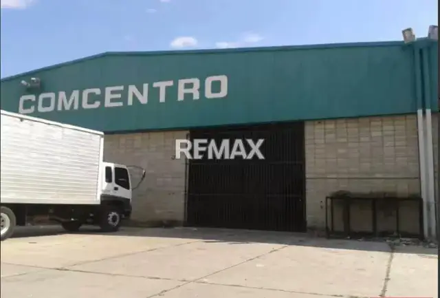 EN ALQUILER GALPÓN ZONA INDUSTRIAL EL M BOSQUE COMPLEJO COMERCIAL COMCENTRO (VÍA FLOR AMARILLO)