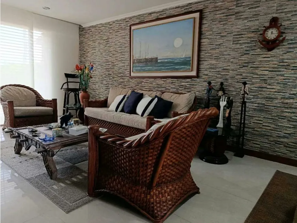 Vendo TH 180m2 Puerto Encantado 0654 - 4