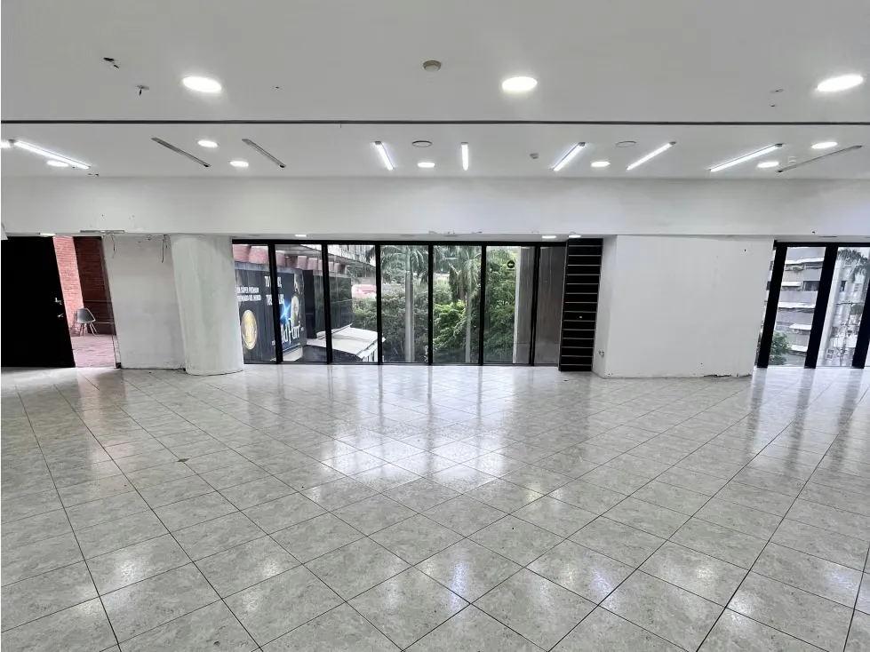 ALQUILER DE LOCAL COMERCIAL URB.SANTA FE NORTE 228.55M2 (IG) - 8
