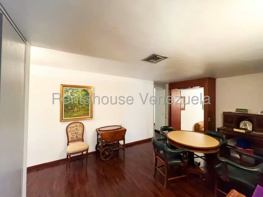 Apartamento (1 Nivel) en Venta en Colinas del Tamanaco, Distrito Metropolitano - 42