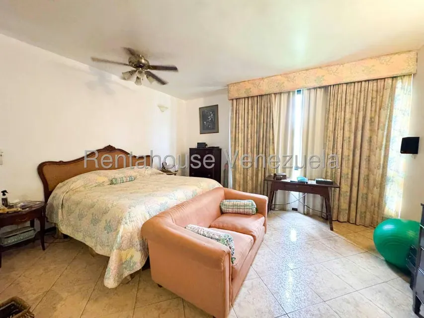 Apartamento (1 Nivel) en Venta en Colinas del Tamanaco, Distrito Metropolitano - 49