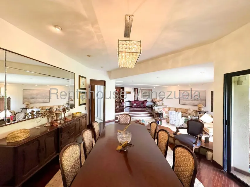 Apartamento (1 Nivel) en Venta en Colinas del Tamanaco, Distrito Metropolitano - 8