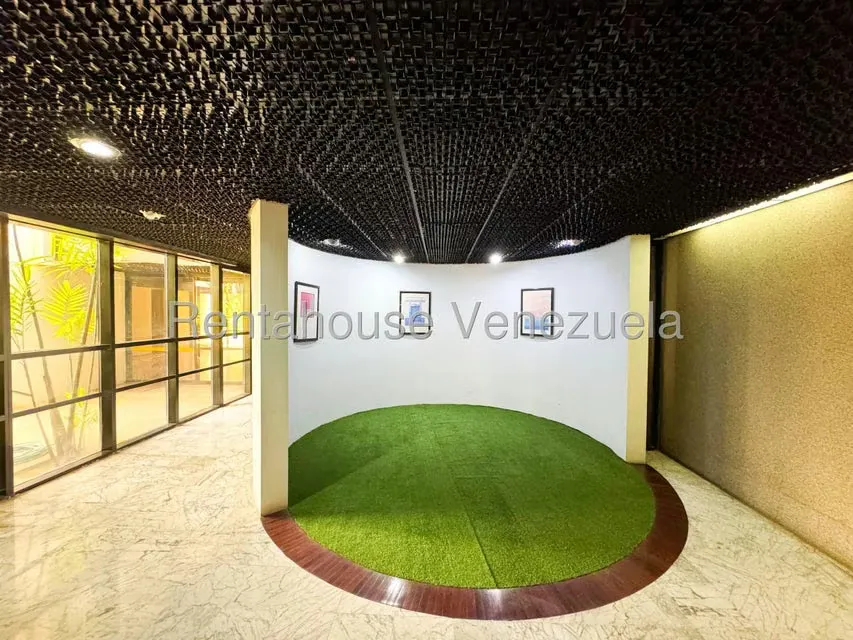 Apartamento (1 Nivel) en Venta en Colinas del Tamanaco, Distrito Metropolitano - 81