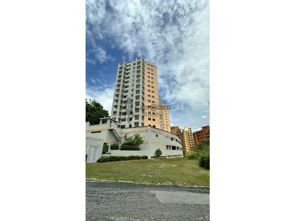 Venta apto obra blanca de lujo, La trigaleña alta 100% servicios