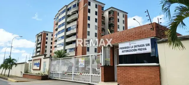 Apartamento Moderno en venta. Las Orquideas - 2
