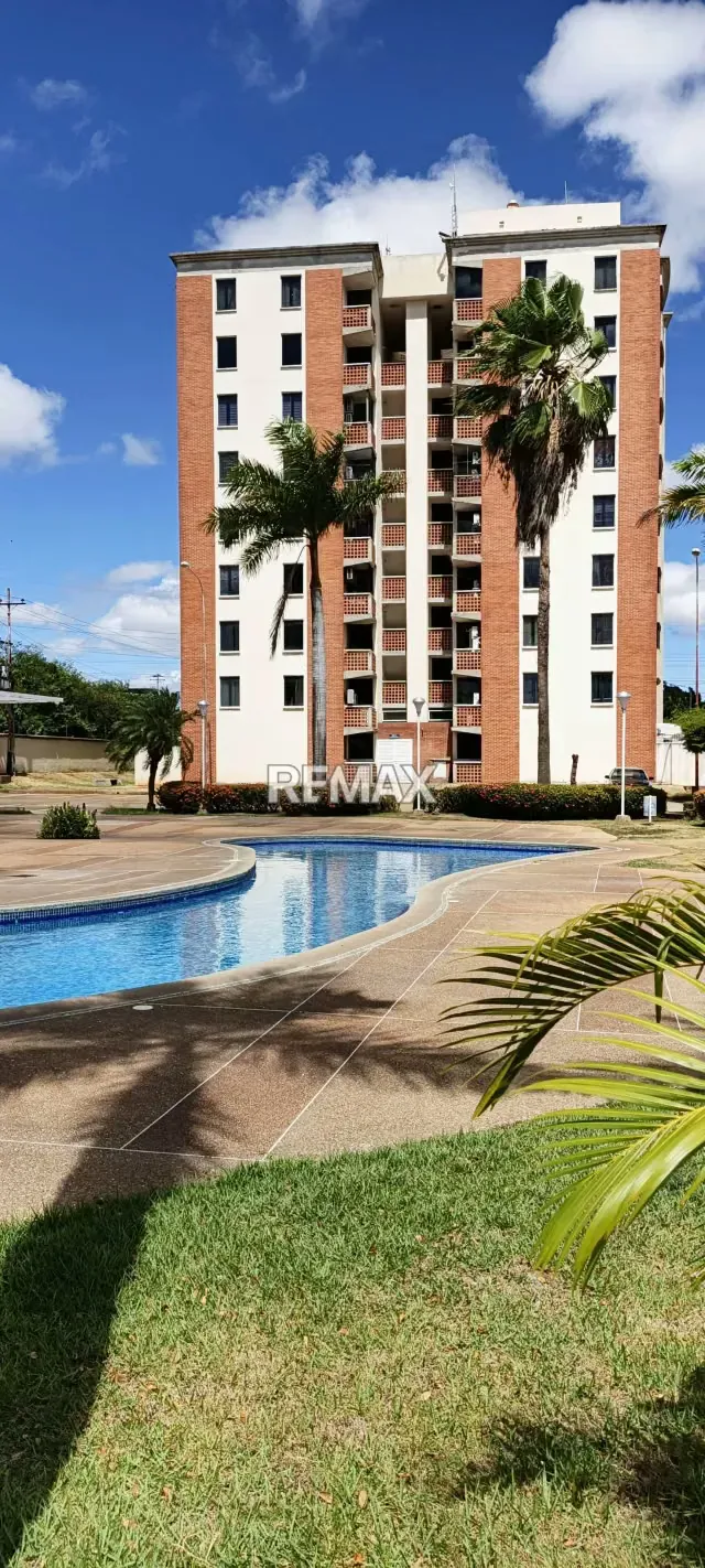 Apartamento Moderno en venta. Las Orquideas - 3