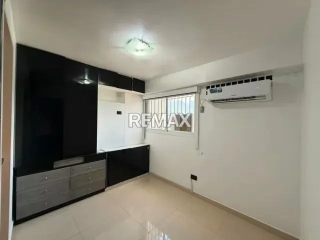 Venta de Apartamento El Paraíso, Caracas. - 17