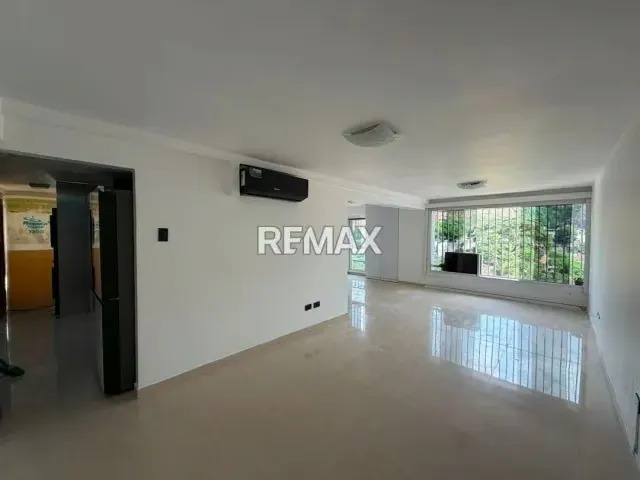 Venta de Apartamento El Paraíso, Caracas. - 9