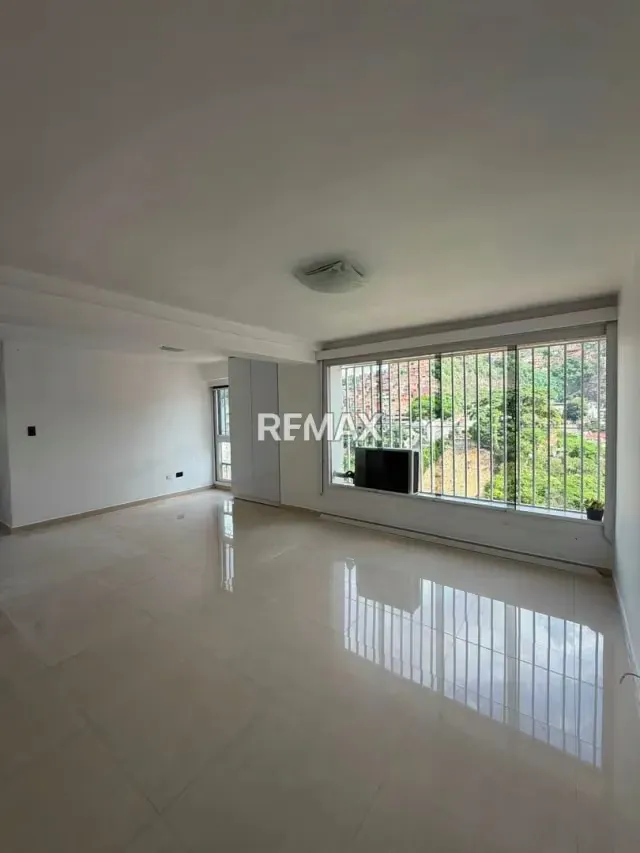 Venta de Apartamento El Paraíso, Caracas. - 10