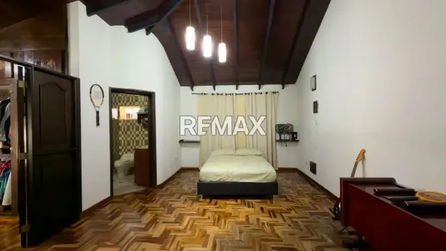 Casa en Colinas de Pirineos - 4