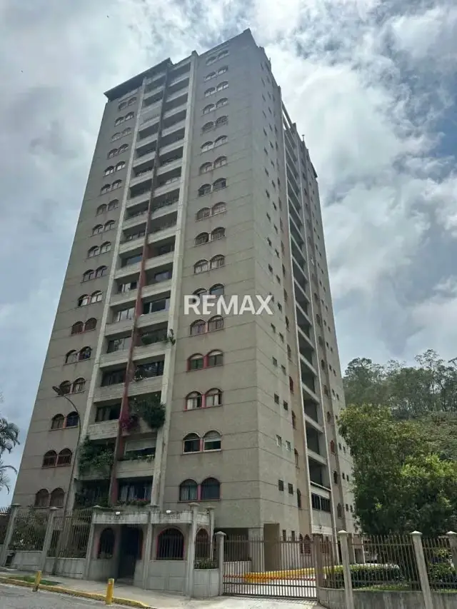 ALQUILER PENTHOUSE PARQUE EL RETIRO SAN ANTONIO DE LOS ALTOS