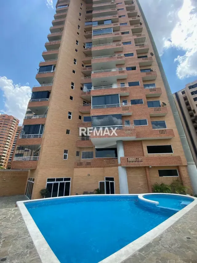 ESPECTACULAR APARTAMENTO EN EL BOSQIE - 13