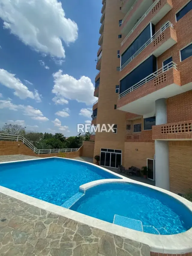 ESPECTACULAR APARTAMENTO EN EL BOSQIE - 14