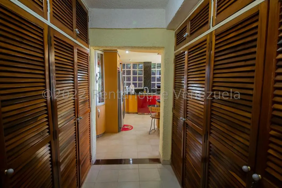 Casa (Multipes Niveles) en Venta en La Peña, Miranda - 24