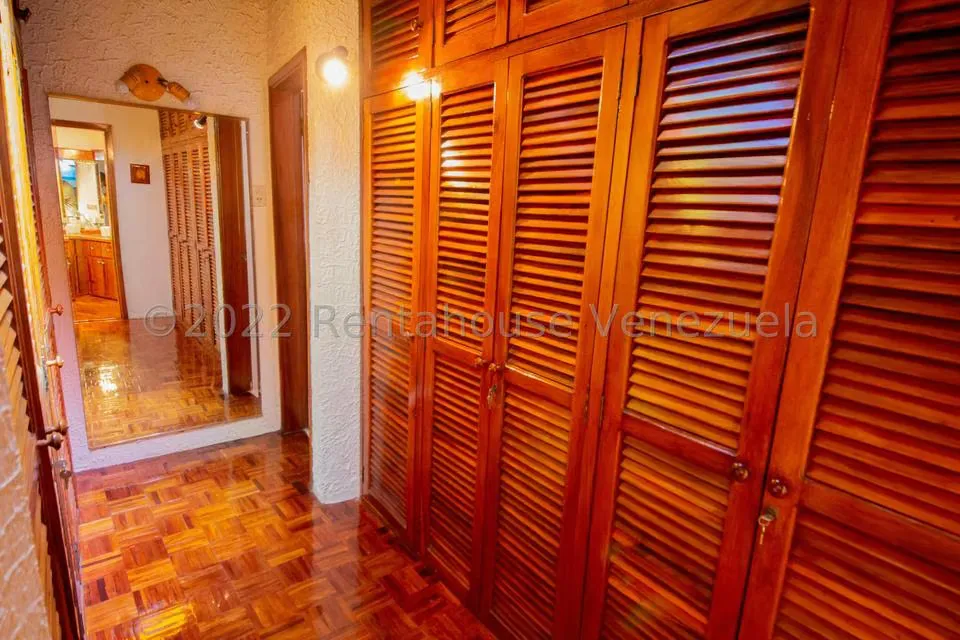 Casa (Multipes Niveles) en Venta en La Peña, Miranda - 25