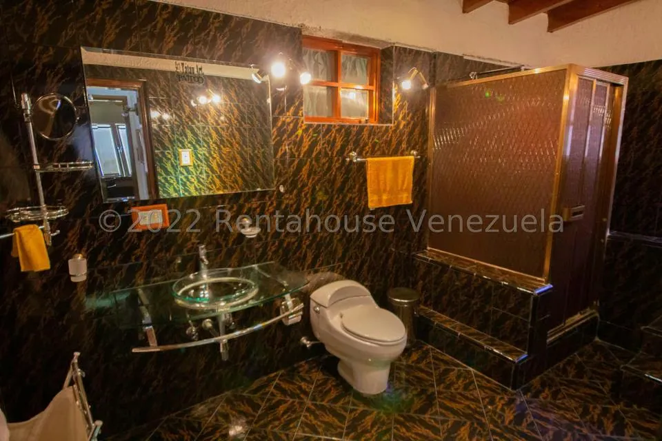 Casa (Multipes Niveles) en Venta en La Peña, Miranda - 35