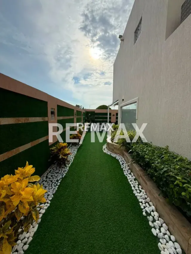 Casa en Venta Villa Ciudad 2000 Av. Milagro Norte - 19