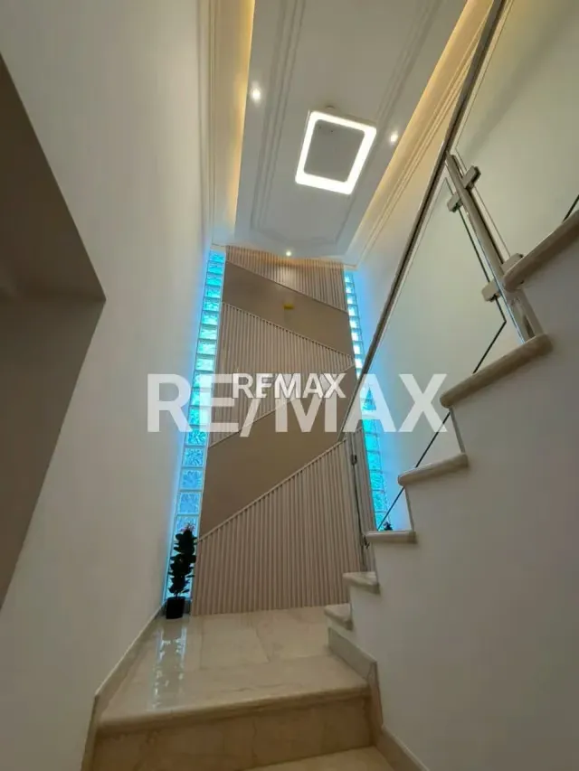 Casa en Venta Villa Ciudad 2000 Av. Milagro Norte - 10