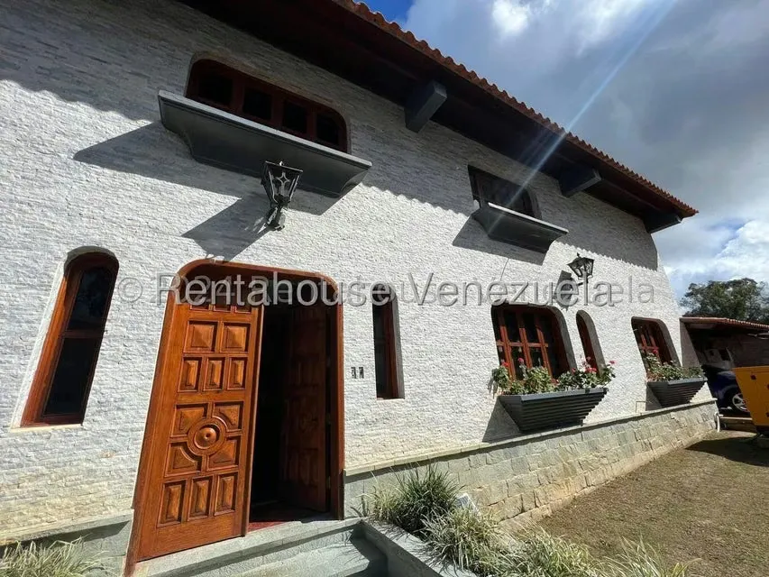 Casa (Multipes Niveles) en Venta en La Lagunita Country Club, Distrito Metropolitano - 8