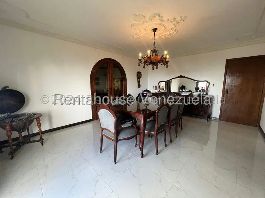 Casa (Multipes Niveles) en Venta en La Lagunita Country Club, Distrito Metropolitano - 9