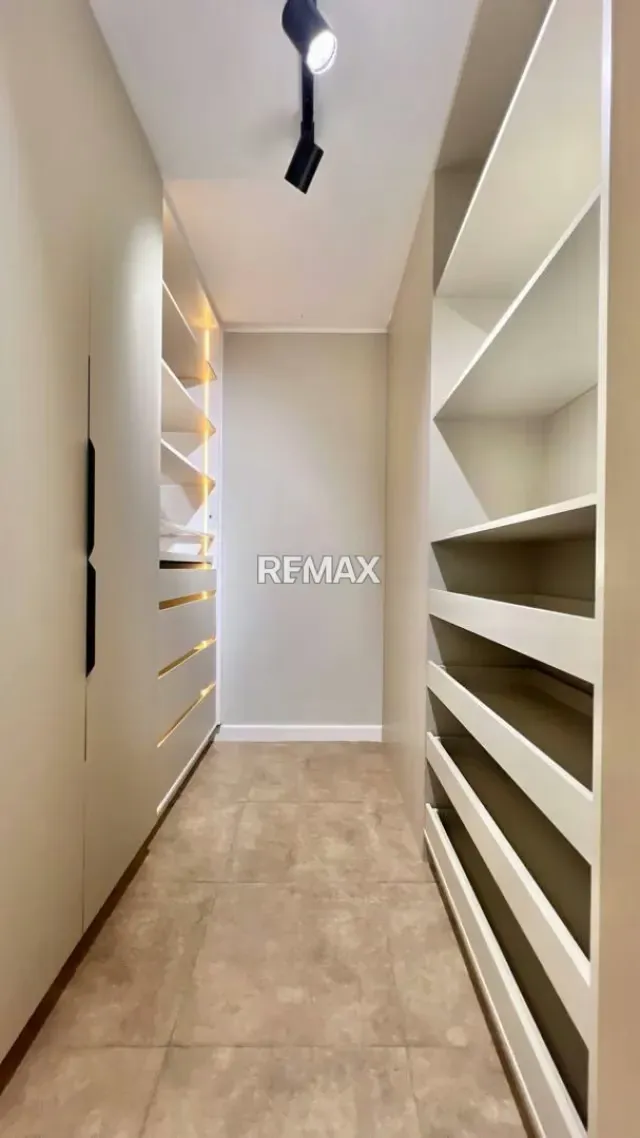 En VENTA Con Financiamiento!!!! Apartamento Exclusivo a Estrenar Av. Ferrero Tamayo. Residencias ALTAVISTA Piso 5 Torre D. Vista Interna - 15