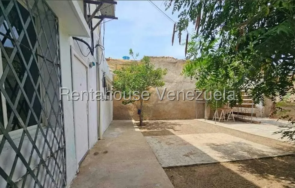Casa (1 Nivel) en Venta en Centro, Falcon - 5