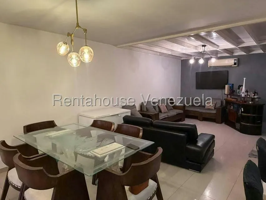Casa (Duplex) en Venta en Ave Intercomunal, Lara - 4