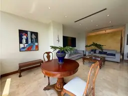 Vista 24