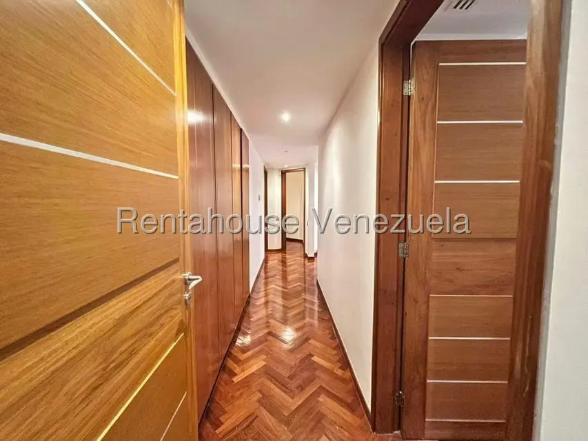 Apartamento (1 Nivel) en Venta en Colinas de Valle Arriba, Distrito Metropolitano - 14