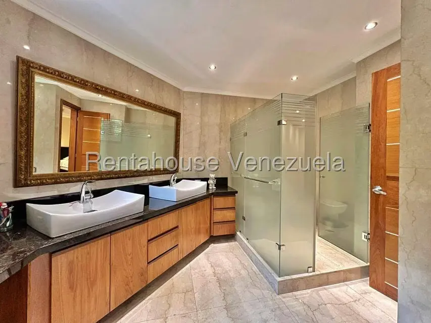 Apartamento (1 Nivel) en Venta en Colinas de Valle Arriba, Distrito Metropolitano - 17