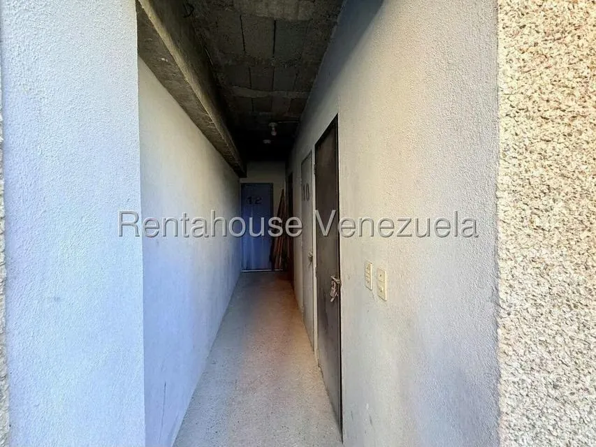 Apartamento (1 Nivel) en Venta en Parroquia Catedral, Lara - 32