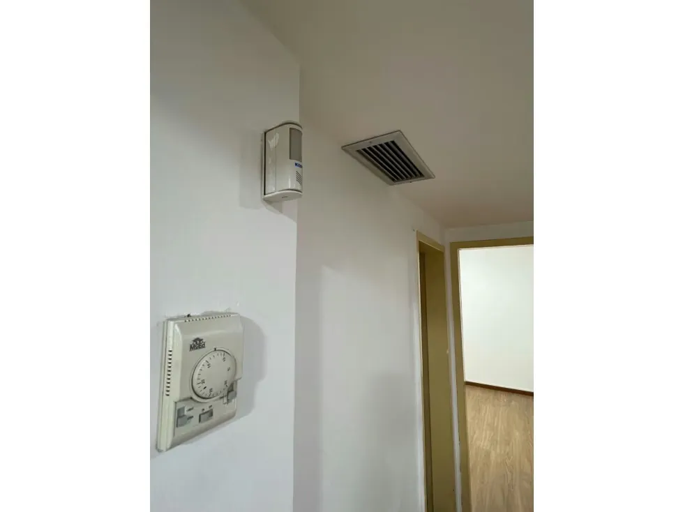 En Alquiler Oficina 55m2 en El Rosal. Chacao - Caracas - 11