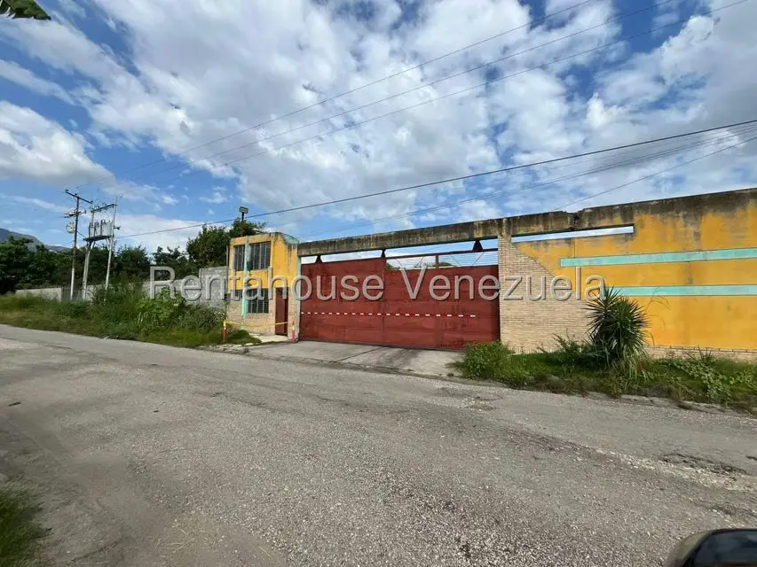 Terreno (Comercial) en Alquiler en Monteserino, Carabobo - 2