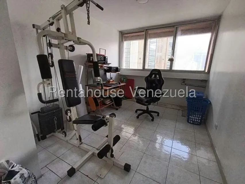 Apartamento (1 Nivel) en Venta en Parque Central, Distrito Metropolitano - 28