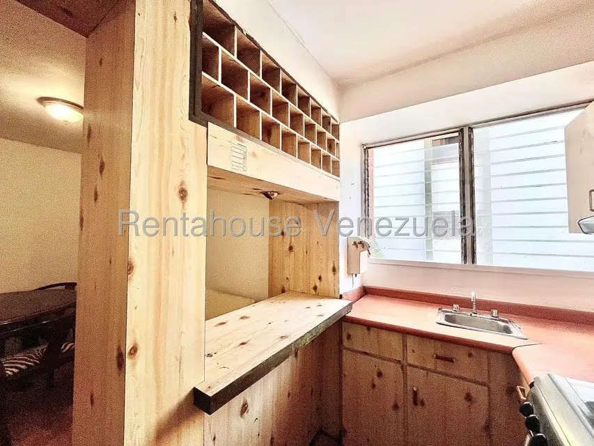 Apartamento (1 Nivel) en Alquiler en Montalban II, Distrito Metropolitano - 11