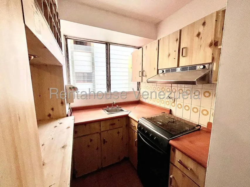 Apartamento (1 Nivel) en Alquiler en Montalban II, Distrito Metropolitano - 10