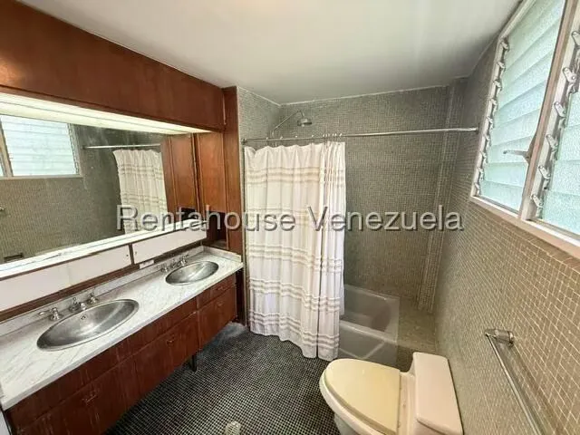 Apartamento (1 Nivel) en Venta en San Roman, Distrito Metropolitano - 11