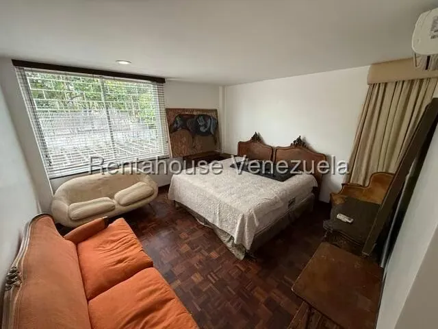 Apartamento (1 Nivel) en Venta en San Roman, Distrito Metropolitano - 12