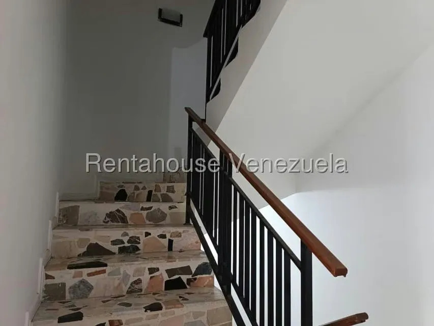 Casa (Multipes Niveles) en Venta en Colinas de Vista Alegre, Distrito Metropolitano - 71