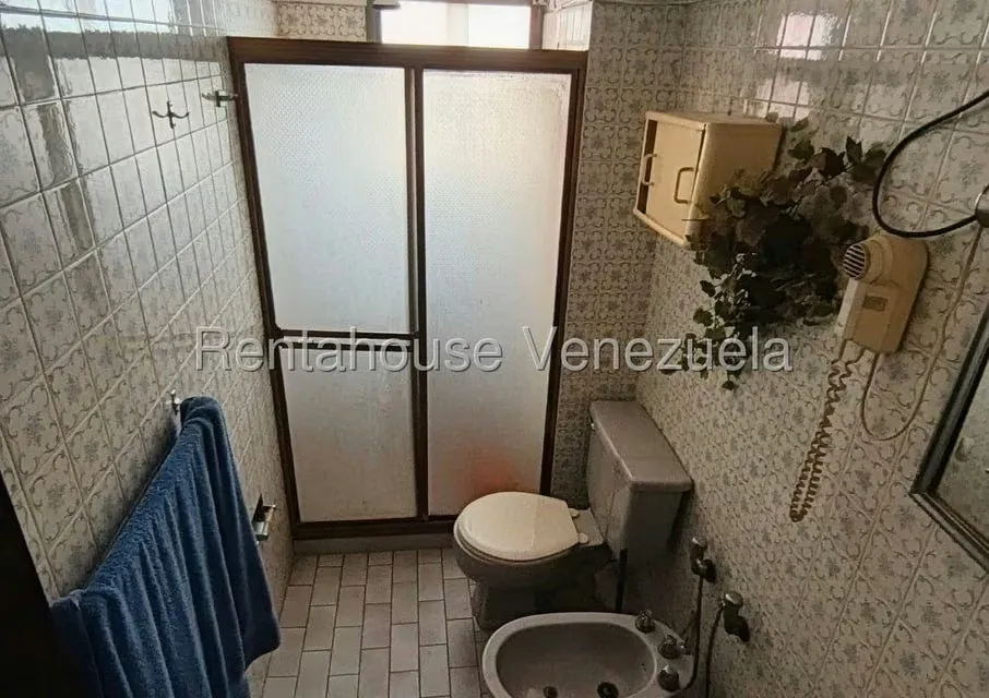 Apartamento (1 Nivel) en Venta en El Paraiso, Distrito Metropolitano - 11