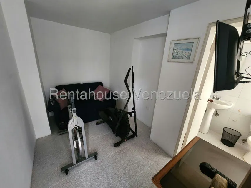 Apartamento (Penthouse) en Venta en La Florida, Distrito Metropolitano - 12
